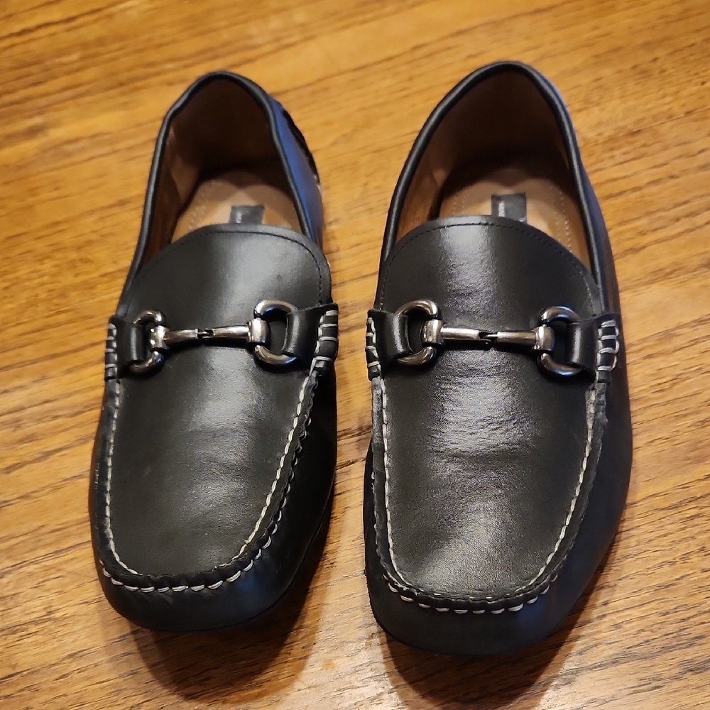 Marc Anthony Black Loafers Size 9